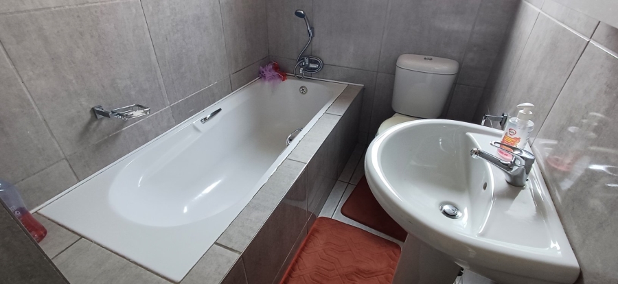 To Let 2 Bedroom Property for Rent in Morelig Free State